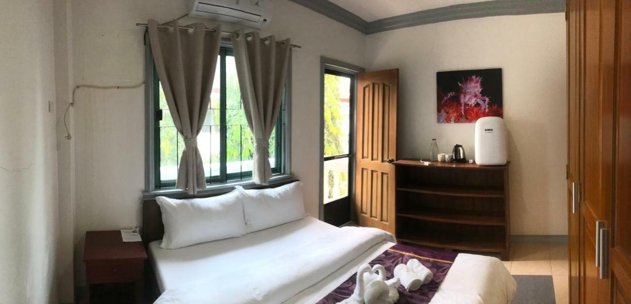 C气泡潜水度假村 C Bubble Diving Resort Dumaguete City Exteriör bild